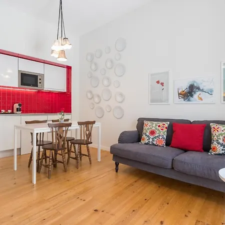 Bright Apt With Patio In Center! Apartment Lisbon